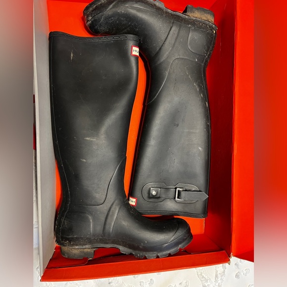 Black Hunter Rain Boots - Picture 2 of 5